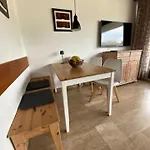 Appartementhaus Lengsdorf * 마우라흐